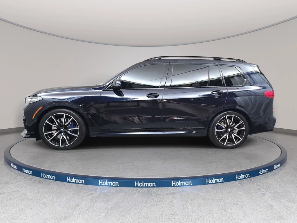 Used 2022 Black BMW xDrive40i image 9