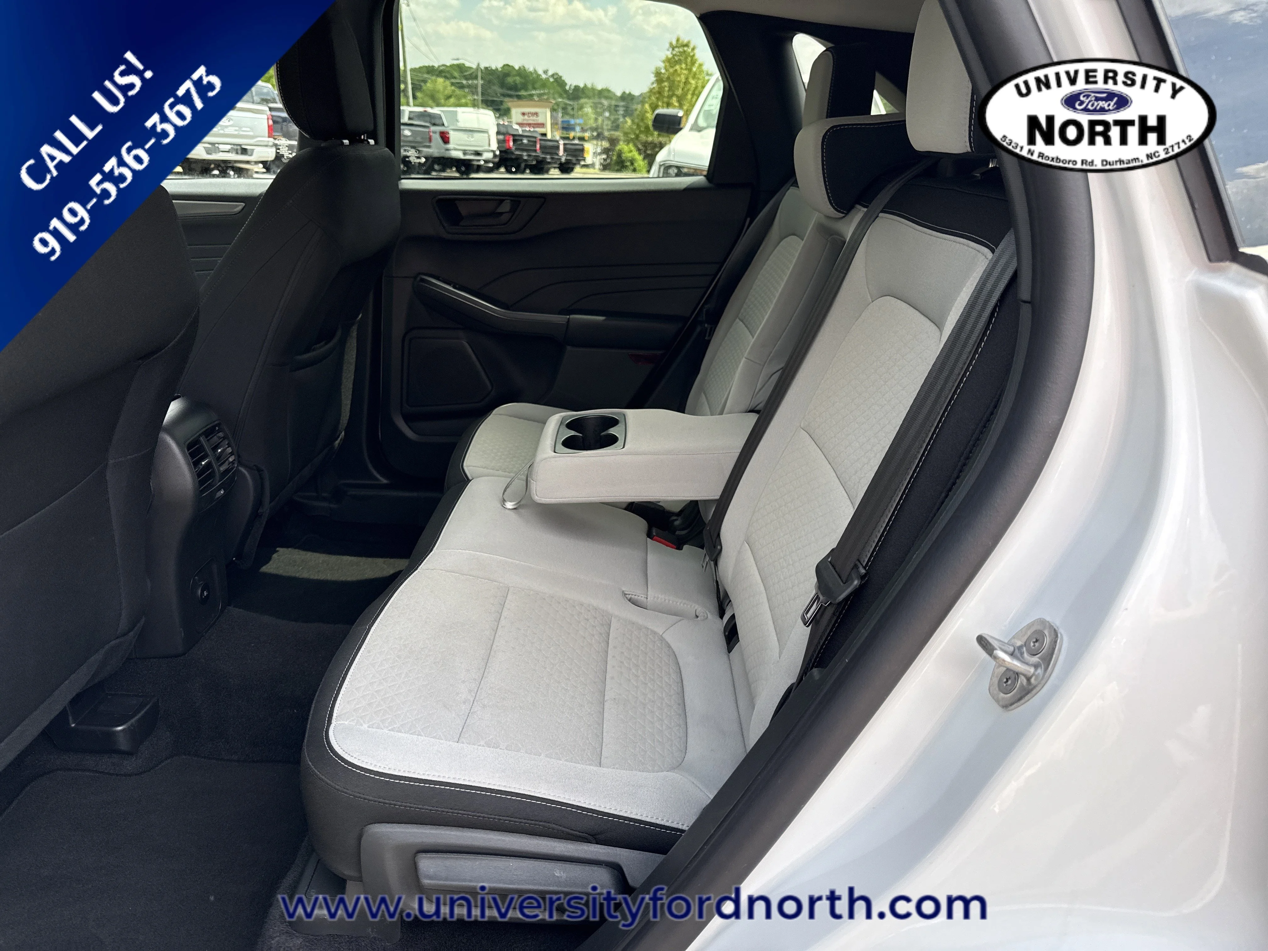 Used 2025 Oxford White Ford Active image 30