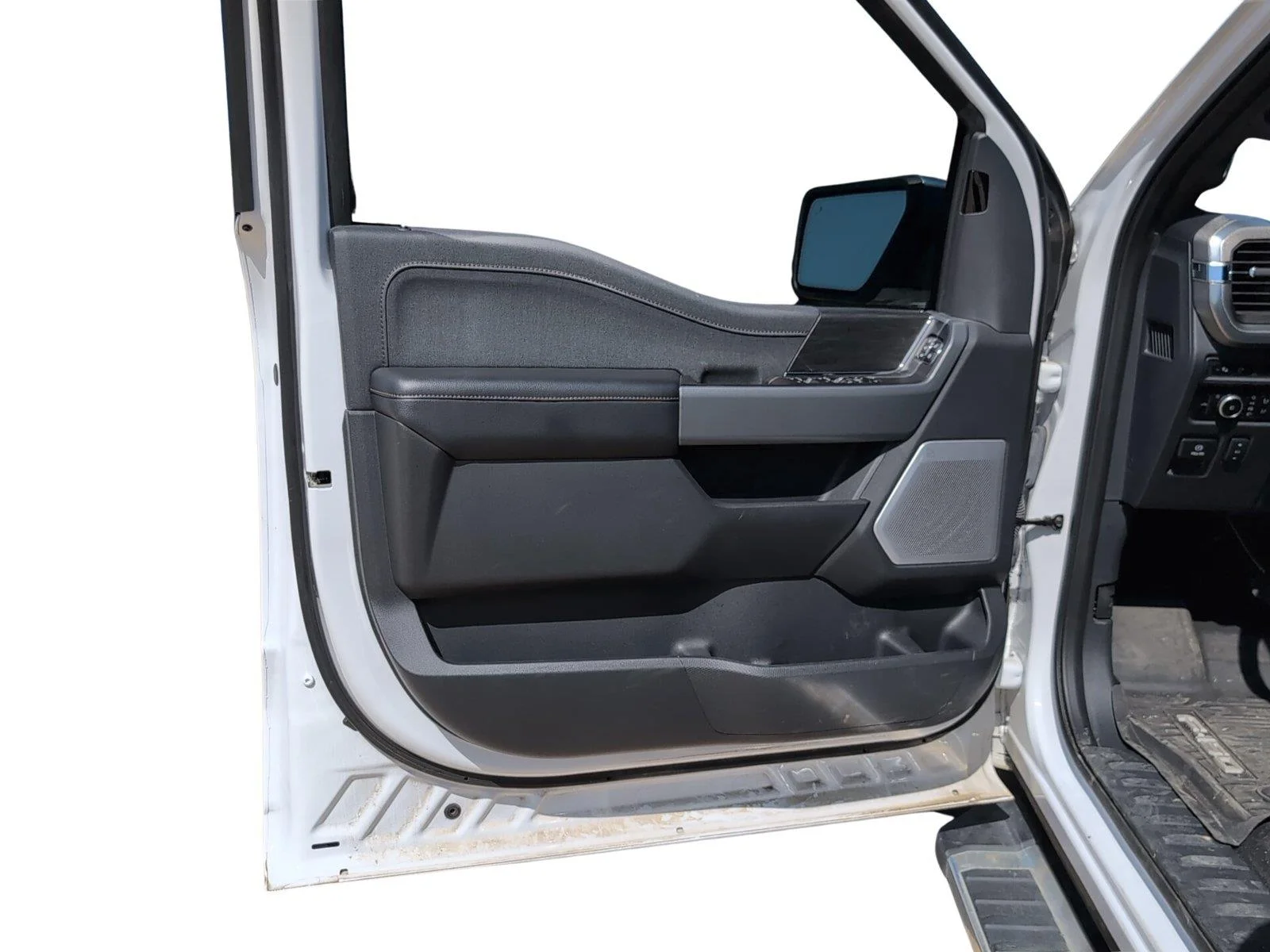 Used 2024 Oxford White Ford LARIAT image 13