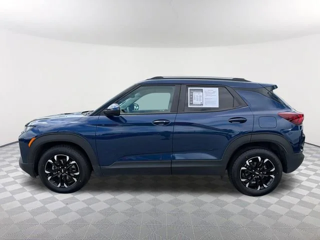 Used 2022 Blue Glow Metallic Chevrolet LT image 8