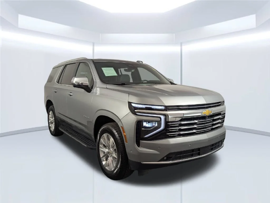 Used 2025 Gray Chevrolet Premier image 16