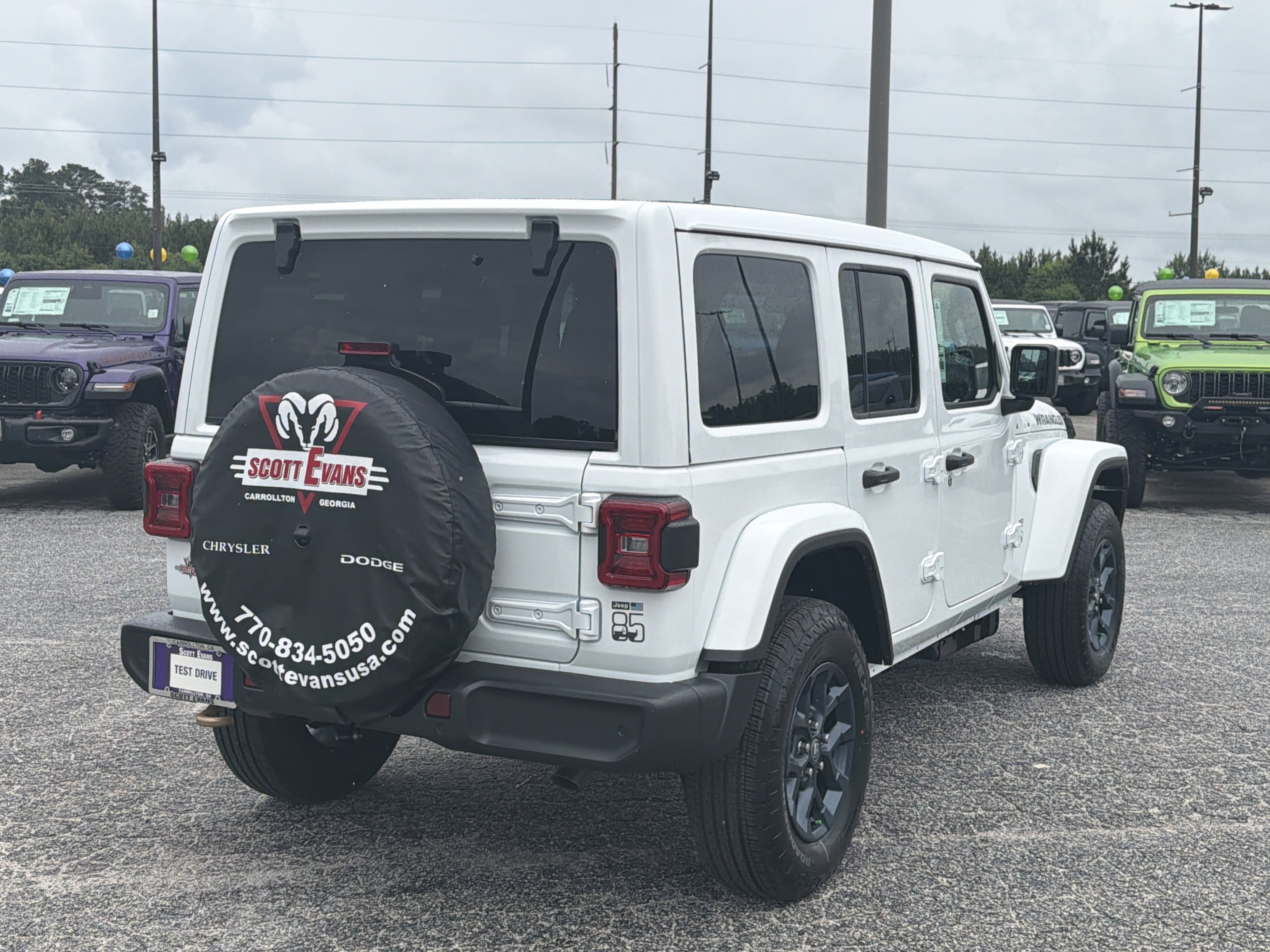 New 2026 Bright White Clear-Coat Exterior Paint Jeep 85th Anniversary image 8
