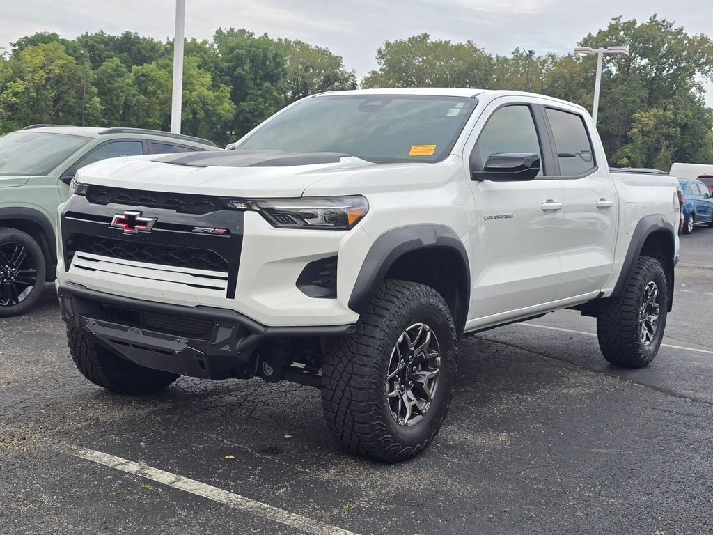 Used 2024 White Chevrolet ZR2 image 3