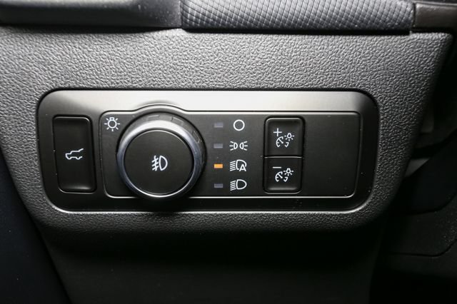 Used 2025 White Ford Big Bend image 32