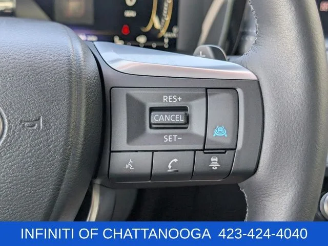 Certified Used 2026 Green INFINITI LUXE image 29