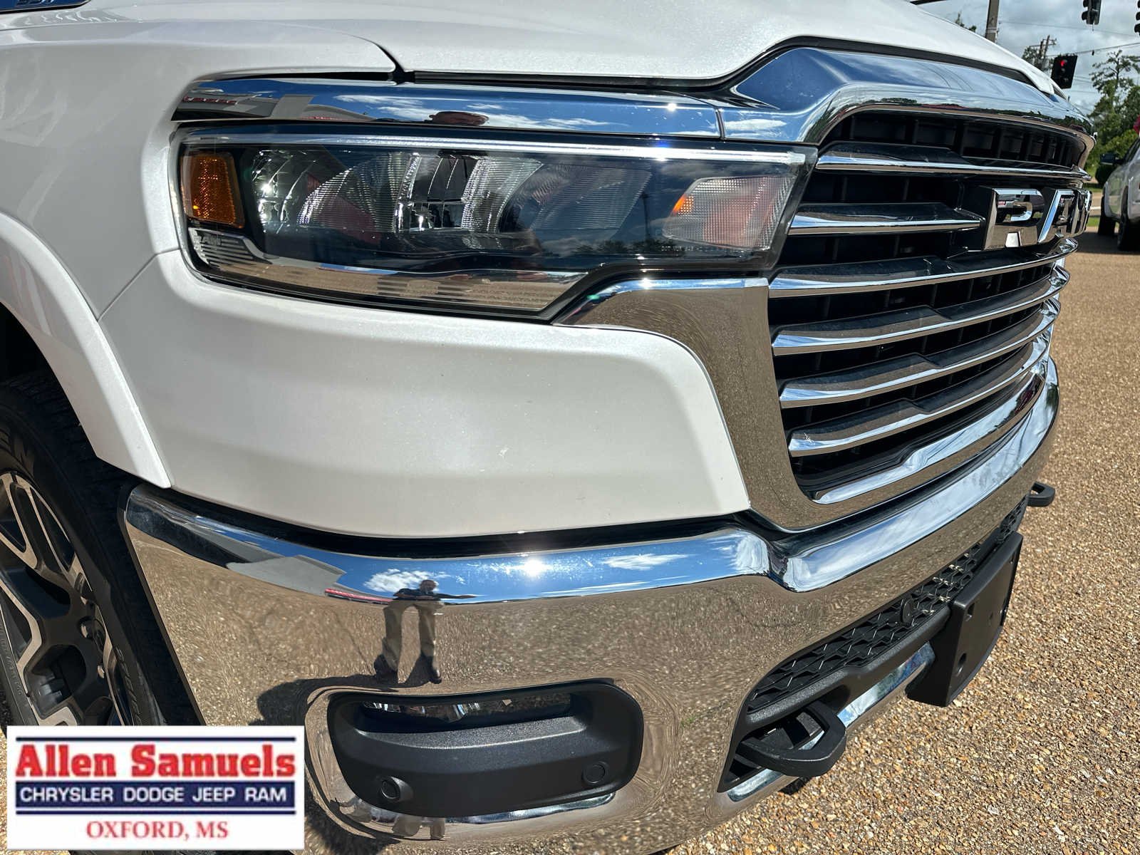 Used 2025 Bright White Clearcoat Ram Laramie image 57