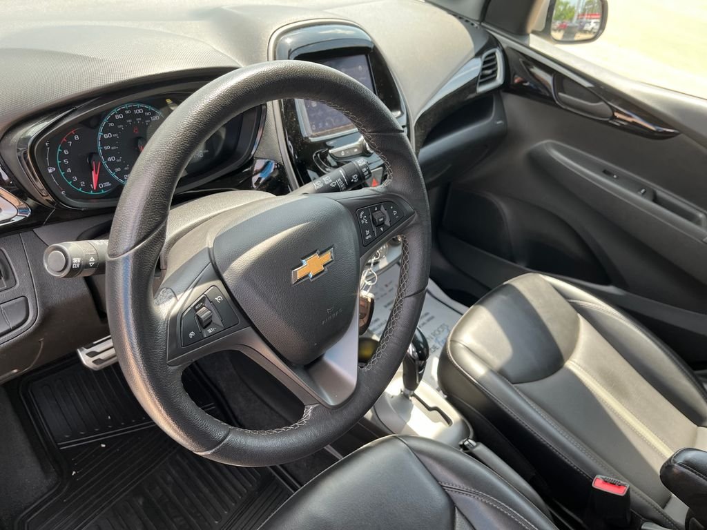 Used 2021 Beige Chevrolet ACTIV image 14