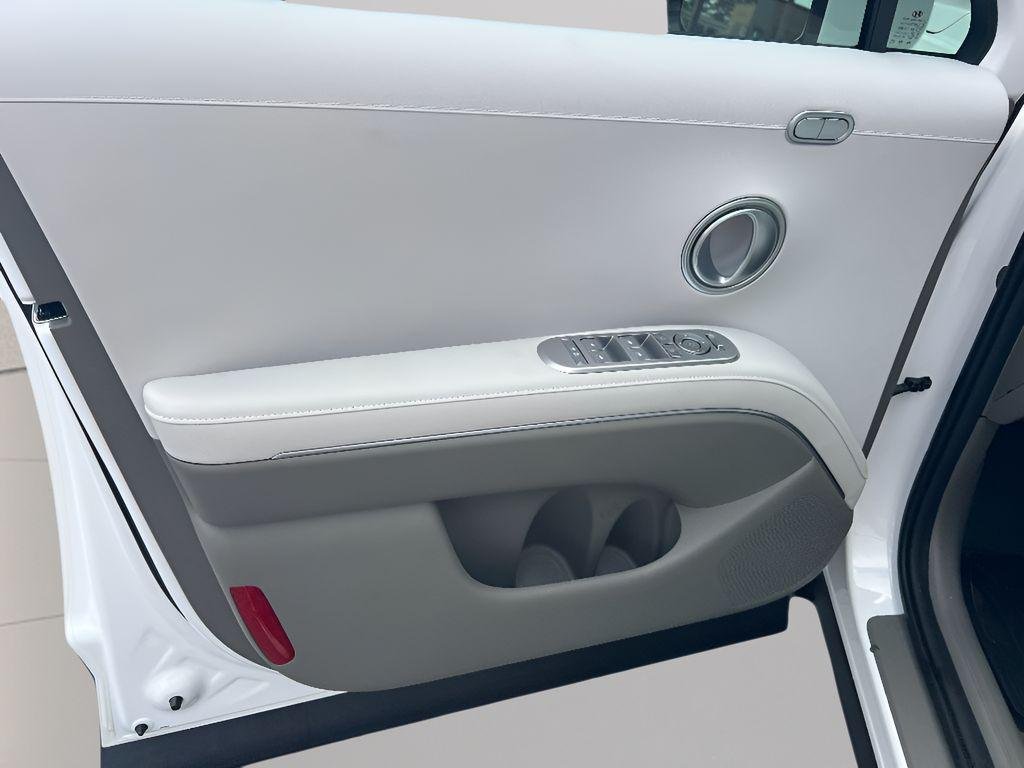 New 2026 Creamy White Pearl Hyundai Limited FWD image 19