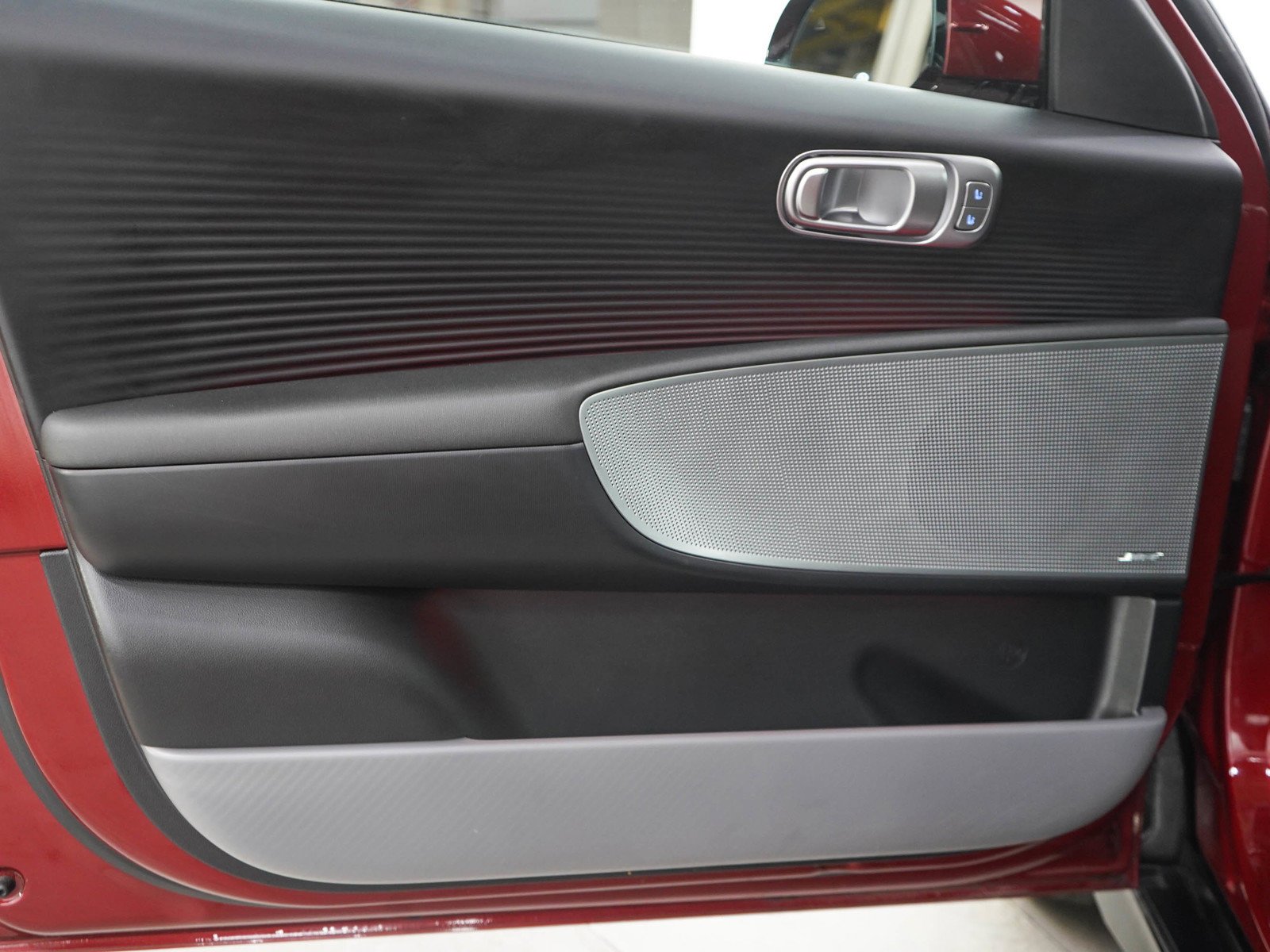 Certified Used 2025 Ultimate Red Hyundai Limited AWD image 18