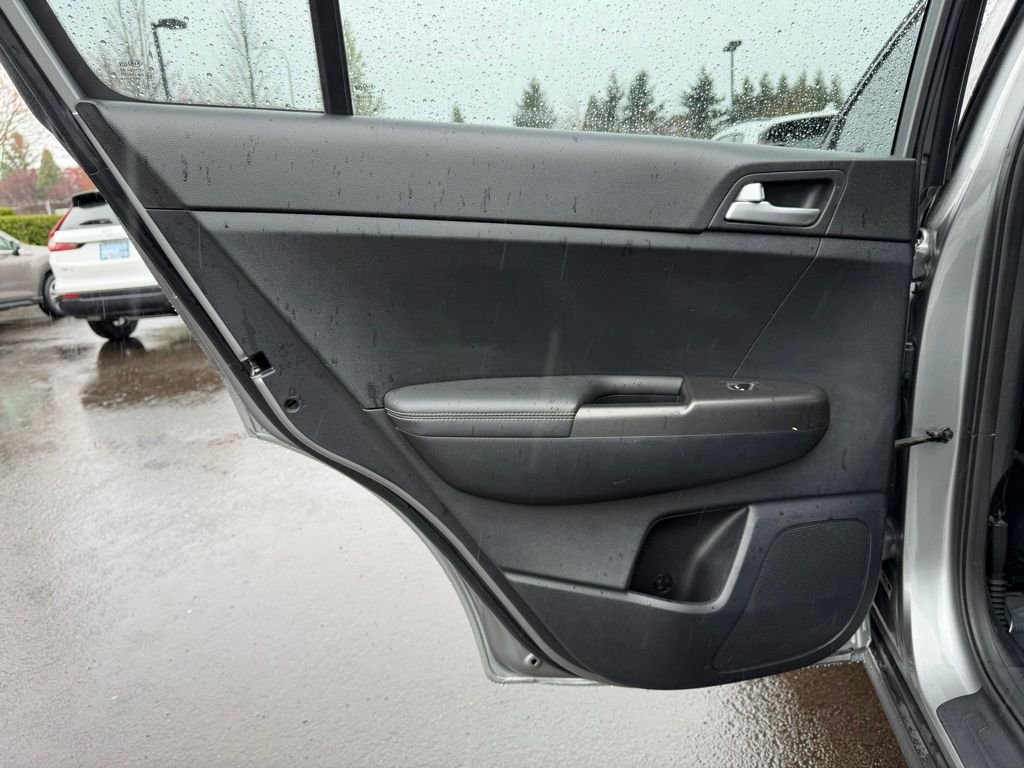 2021 Kia Sportage LX - Photo 30