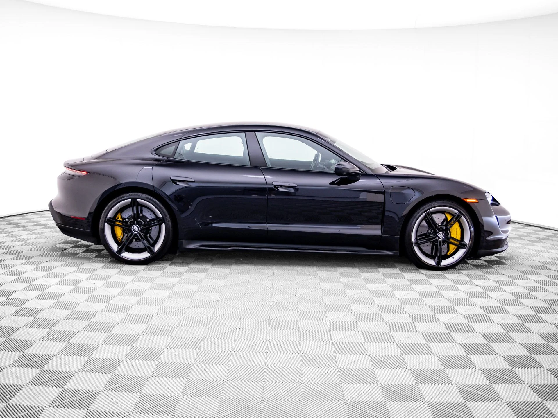 Certified Used 2021 Black Porsche 4S image 7