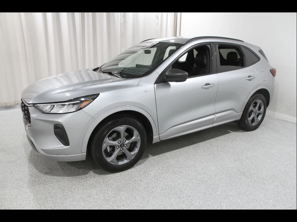 Certified Used 2023 Iconic Silver Ford ST-Line image 3