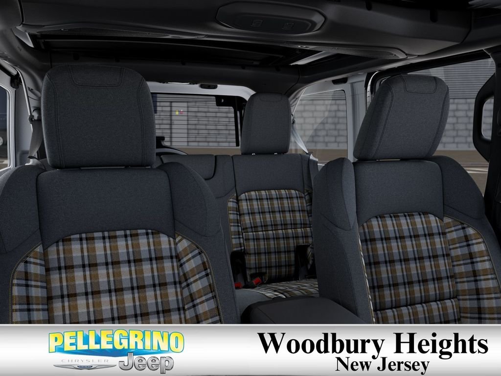 New 2026 Granite Crystal Metallic Clear-Coat Exterior Paint Jeep 85th Anniversary Edition image 26