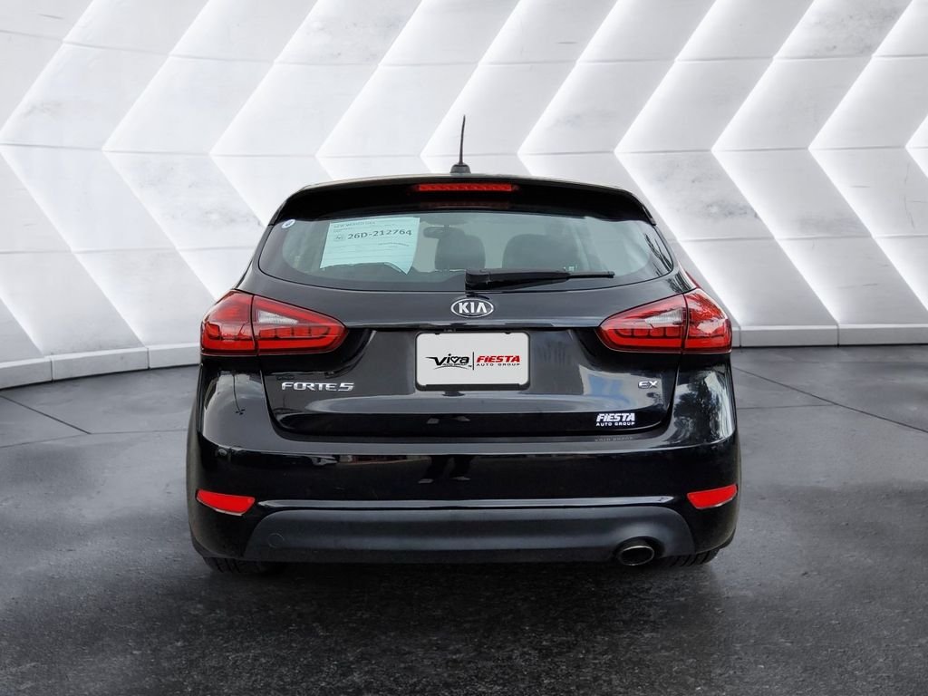 Used 2017 Black Kia EX image 5