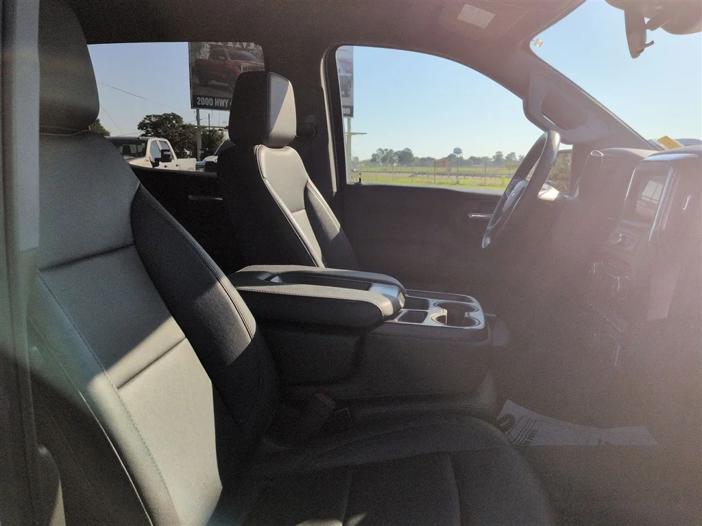 Used 2023 Summit White Chevrolet WT image 28