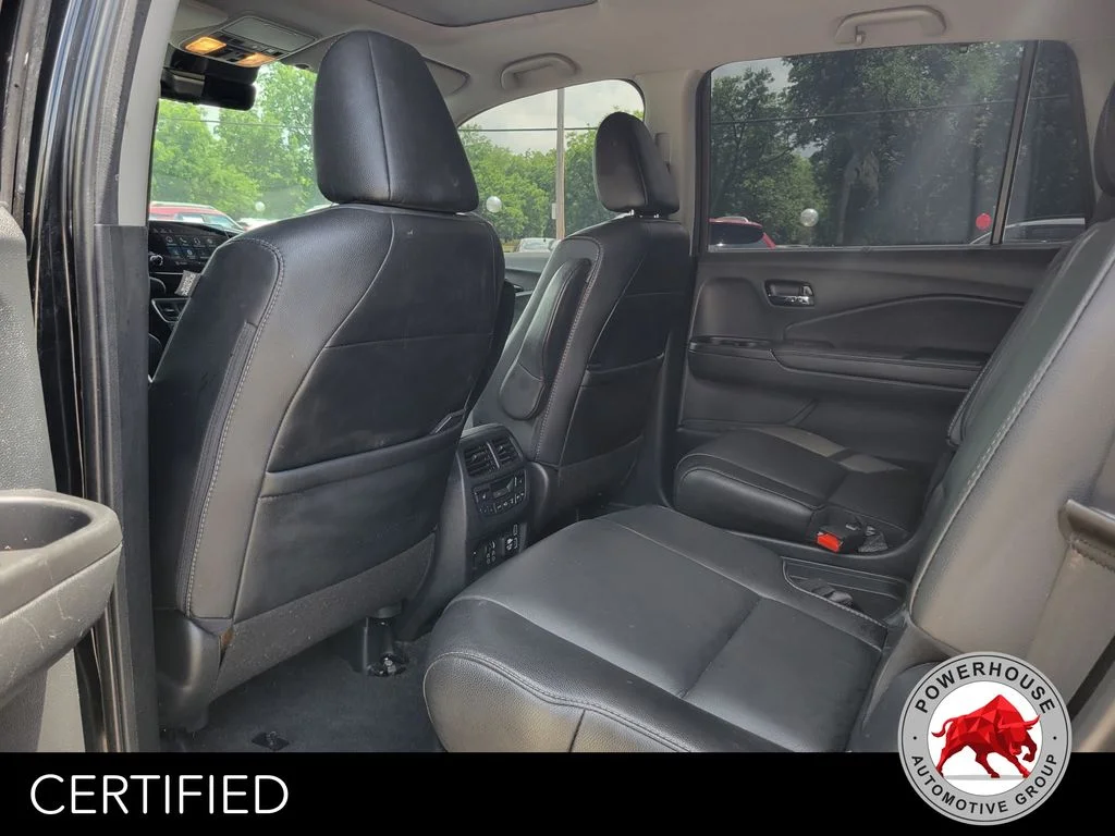 Used 2021  Honda Touring image 15
