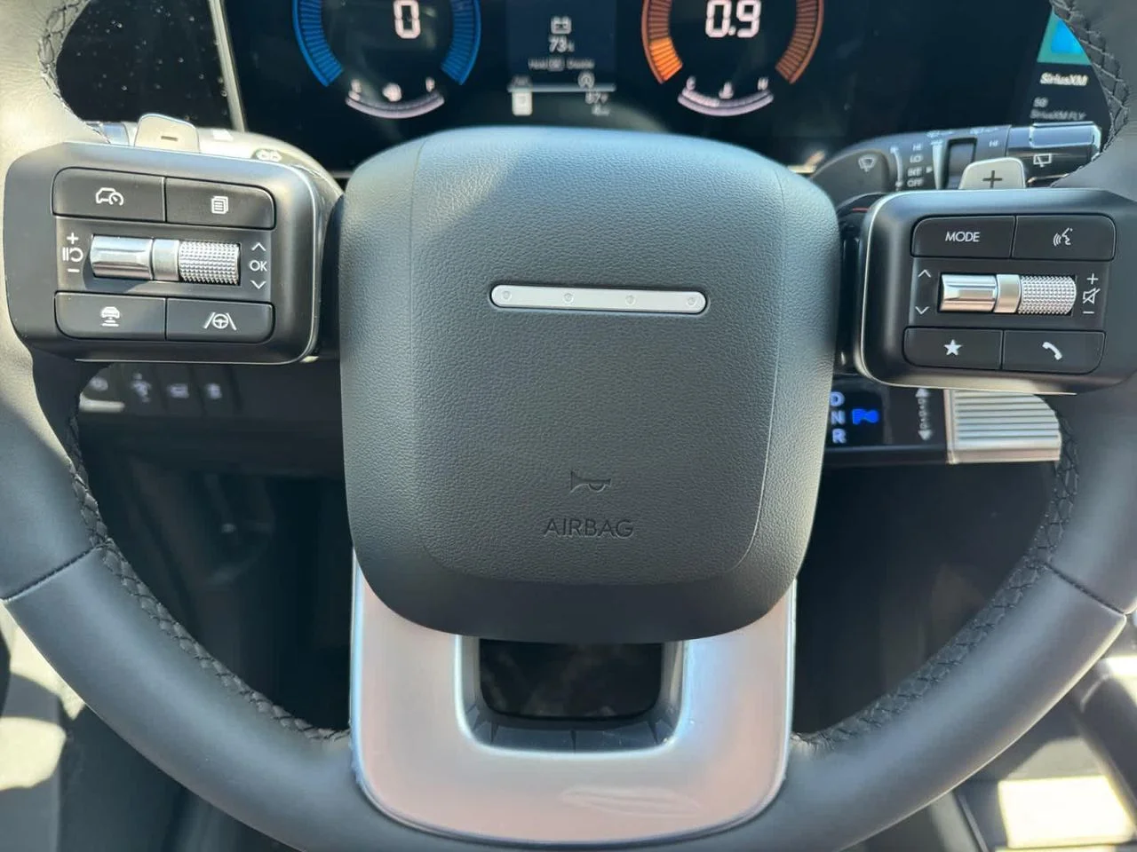 New 2027 Silver Hyundai SE AWD image 18