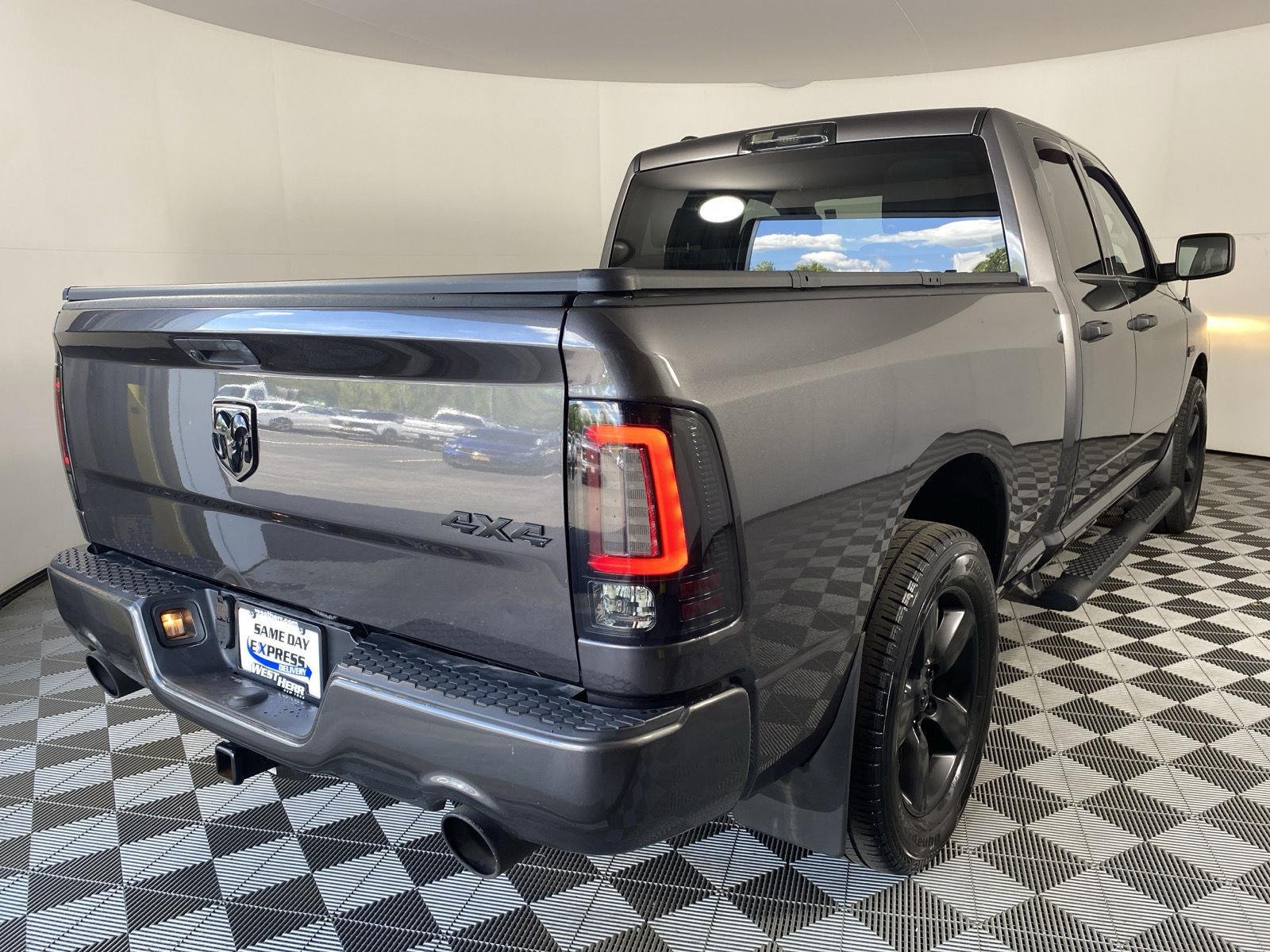 Used 2019 Granite Crystal Metallic Clearcoat Ram Express image 4
