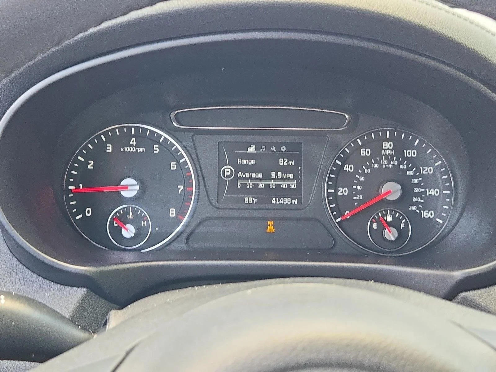 Used 2017 Snow White Pearl Kia LX image 11