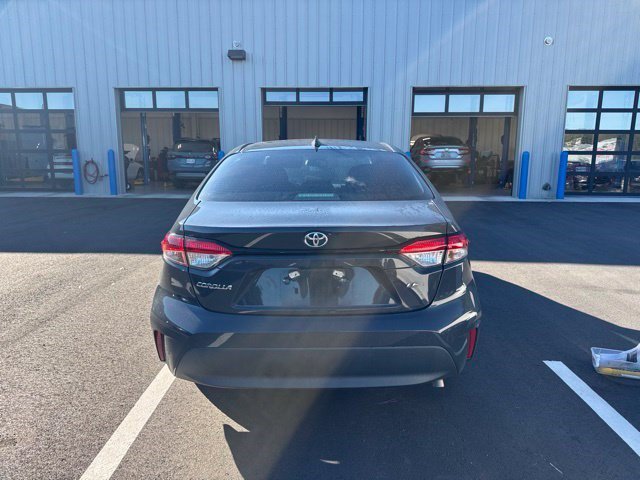 Used 2023 Underground Toyota LE image 7
