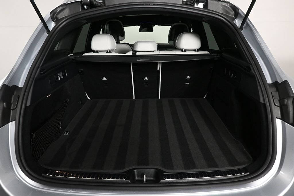 Used 2025 Silver Mercedes-Benz GLC 300 image 29