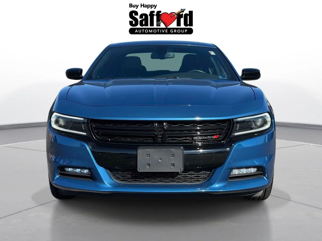 Used 2022  Dodge SXT image 8