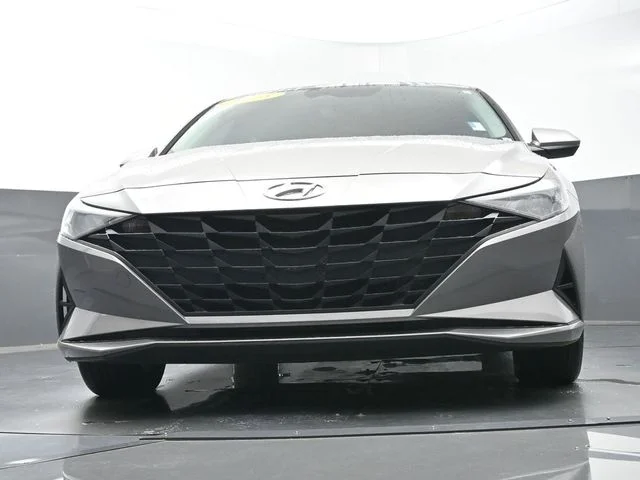 Used 2023 Silver Hyundai SEL image 31