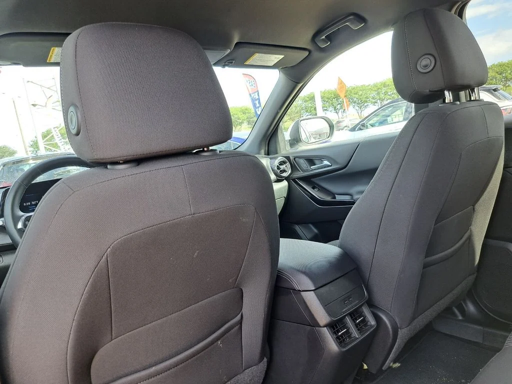 2025 Chevrolet Equinox LT - Photo 21