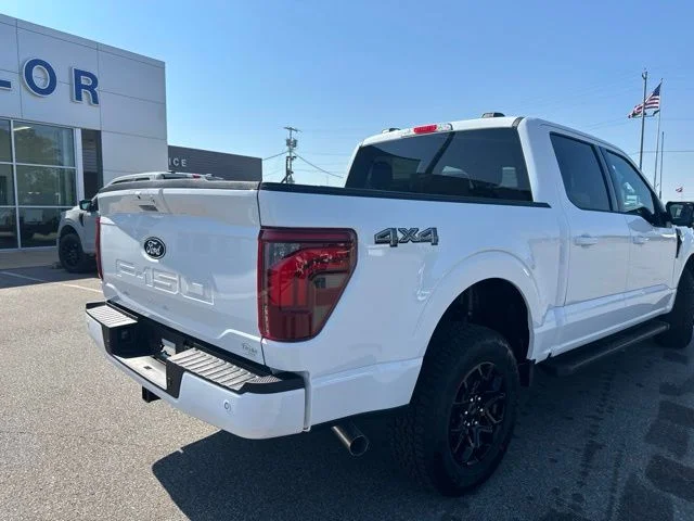 New 2026 Oxford White Ford Lariat® image 21