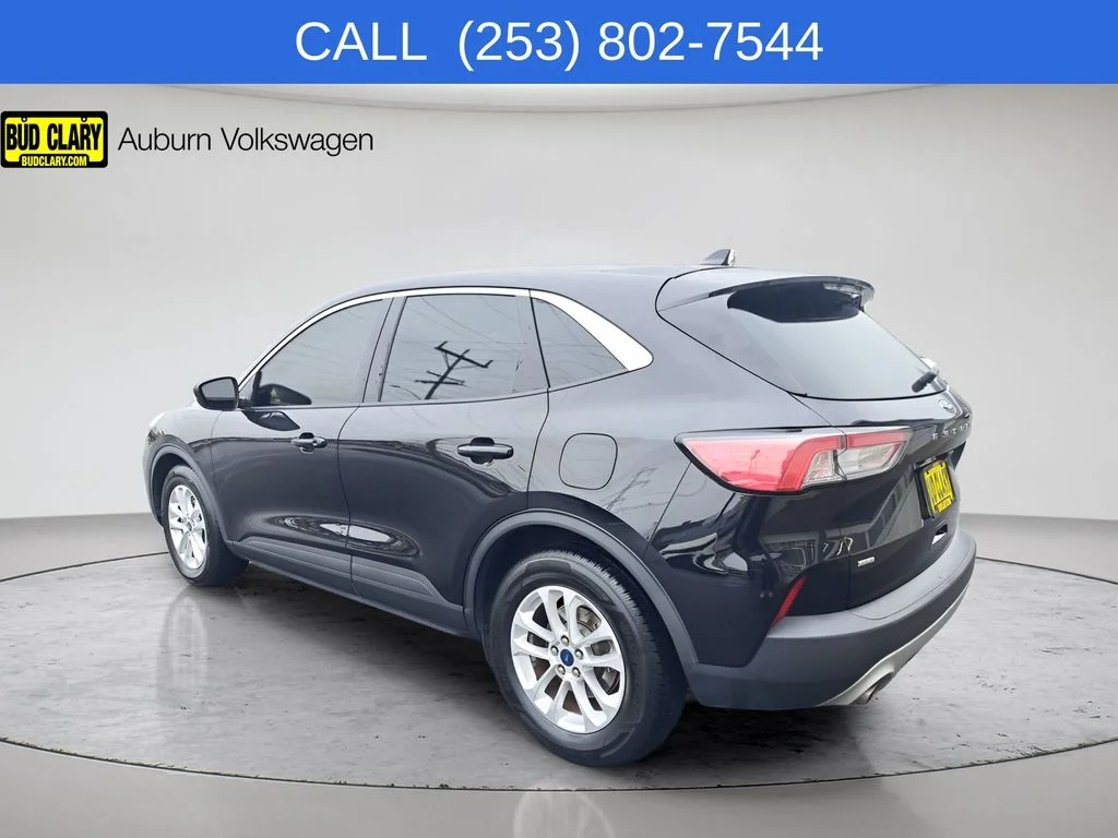 Used 2020 Black Ford SE image 5