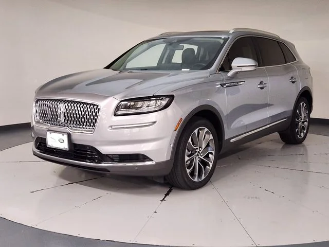 2023 Lincoln Nautilus Reserve FWD's photo