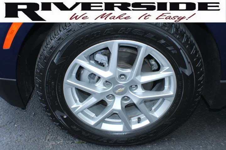 Used 2022 Blue Glow Metallic Chevrolet LT image 5