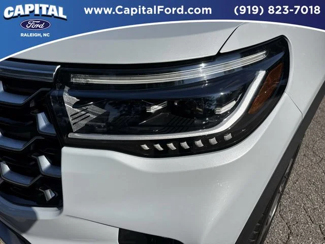 Used 2025 White Ford Platinum image 11