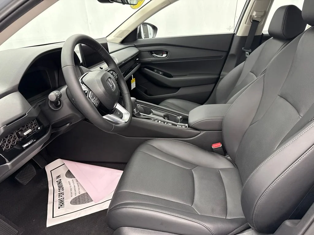 New 2026 Urban Gray Pearl Honda Touring image 17