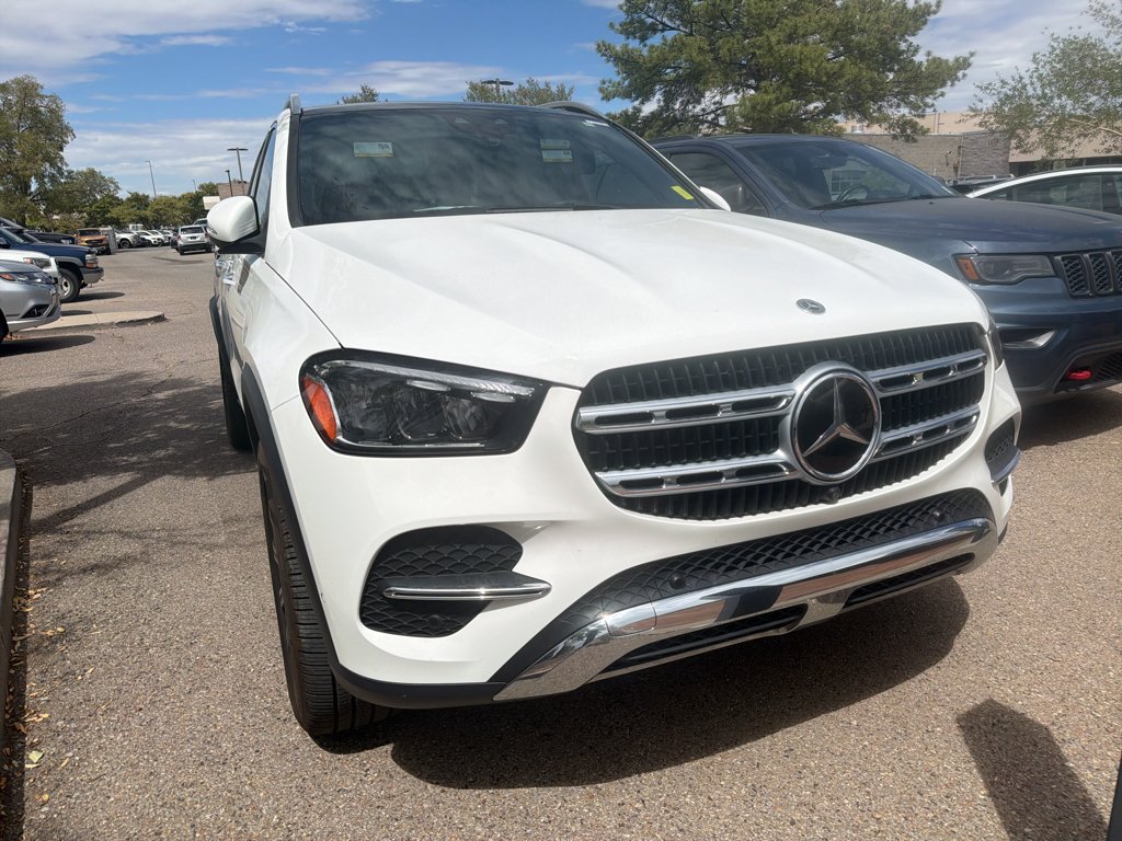 Used 2024 Polar White Mercedes-Benz GLE350 4MATIC® image 2