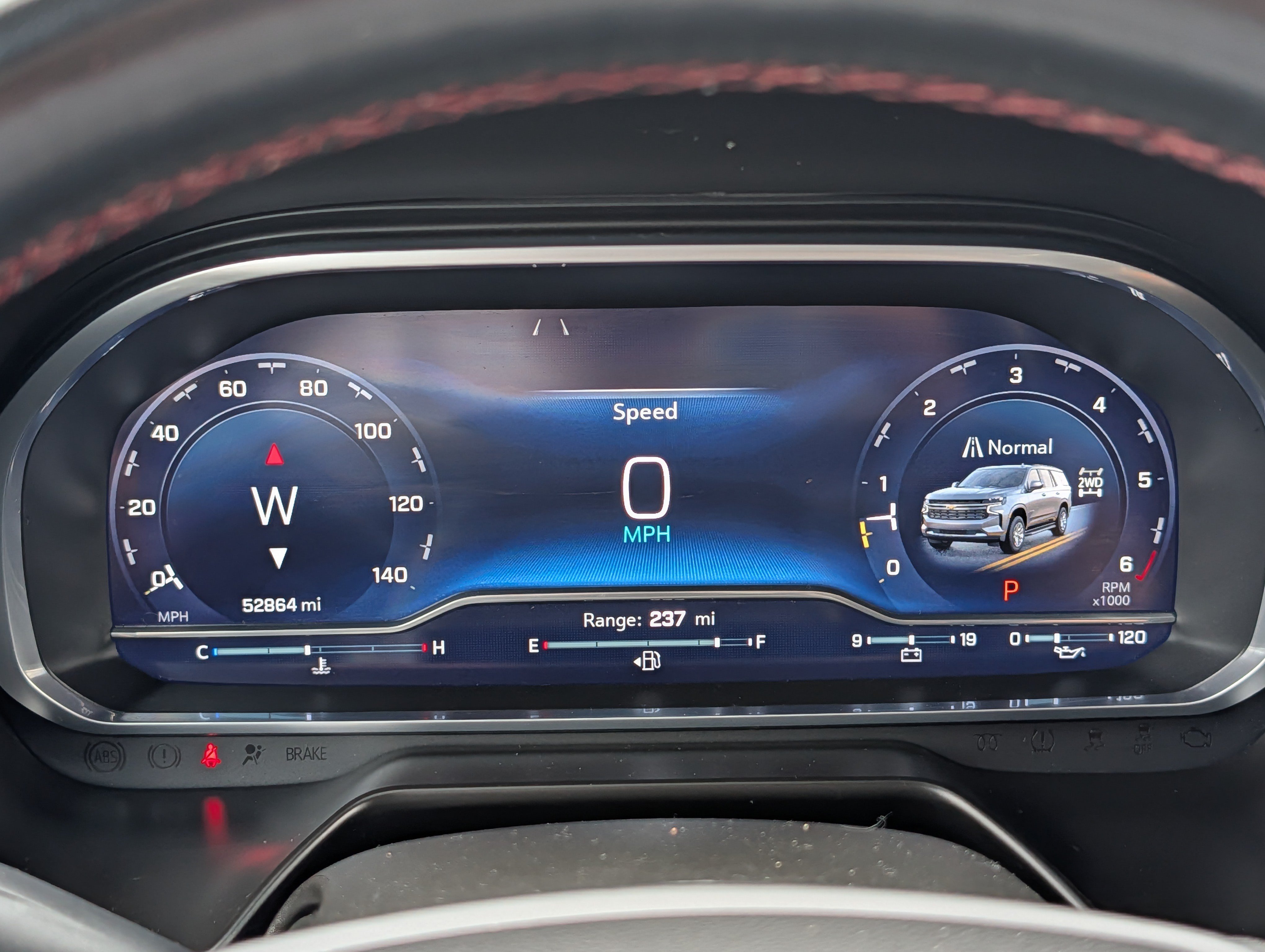 2023 Chevrolet Suburban RST - Photo 21