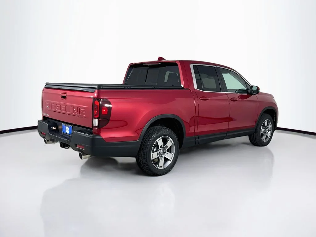 New 2026 Radiant Red Metallic II Honda RTL image 8