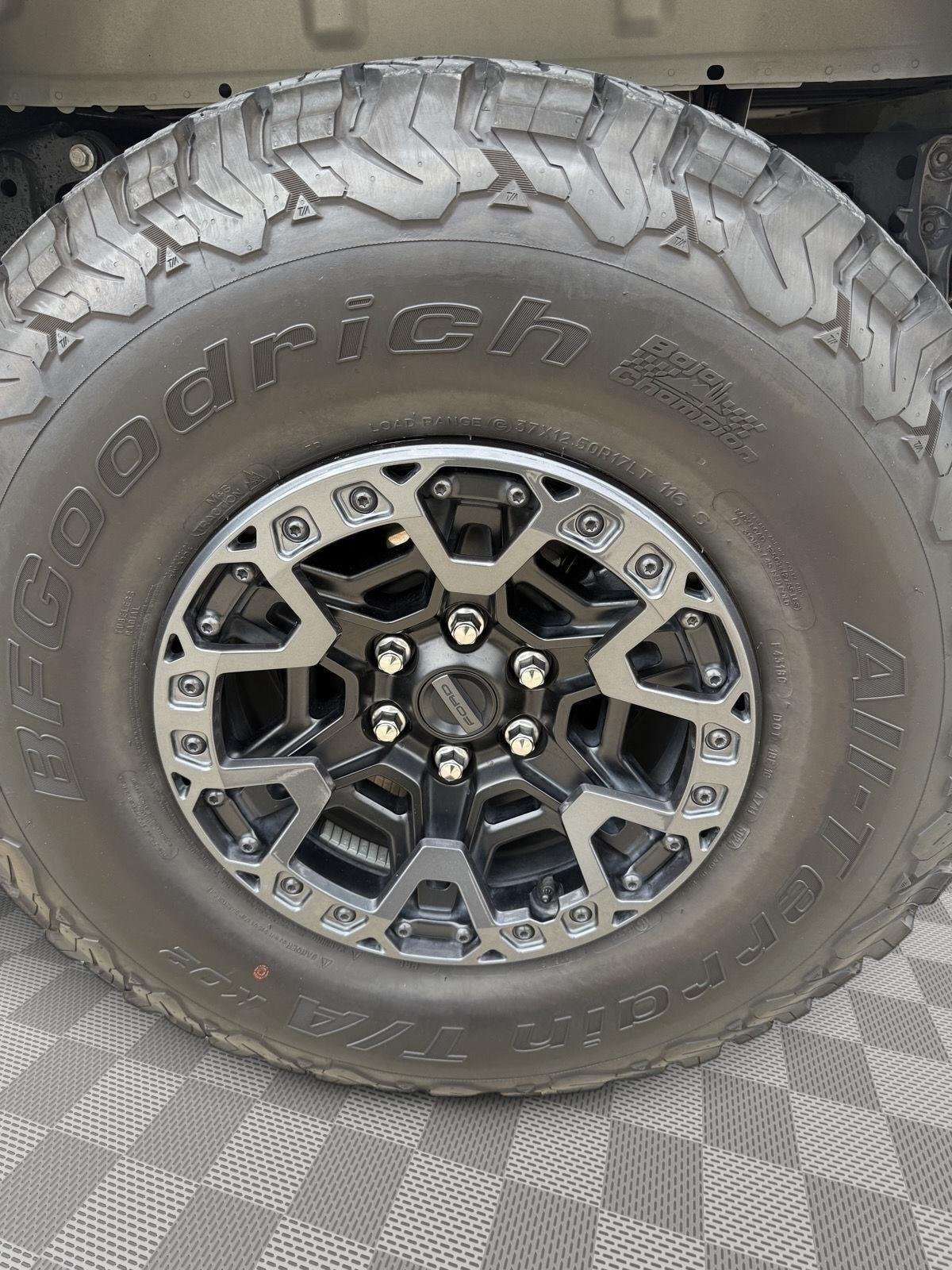 Certified Used 2025 Space White Ford Raptor image 25
