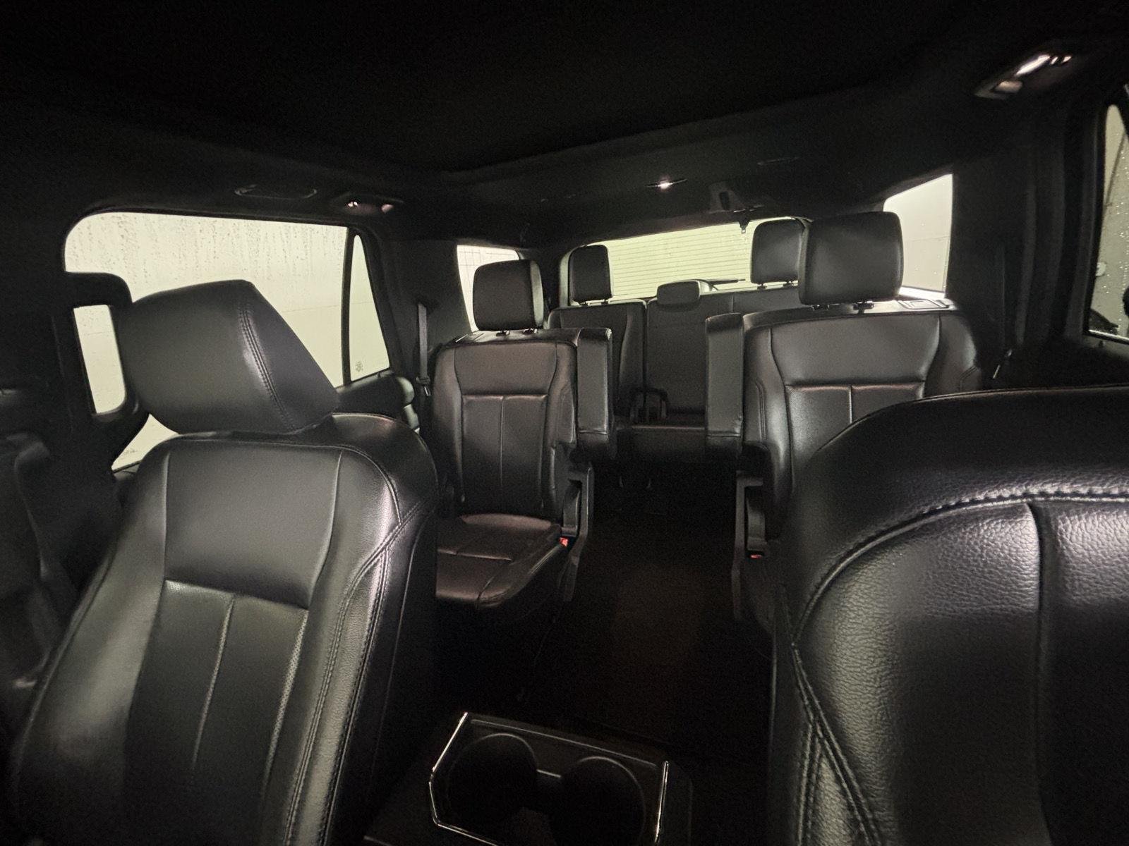 Used 2021 Antimatter Blue Ford XLT image 4