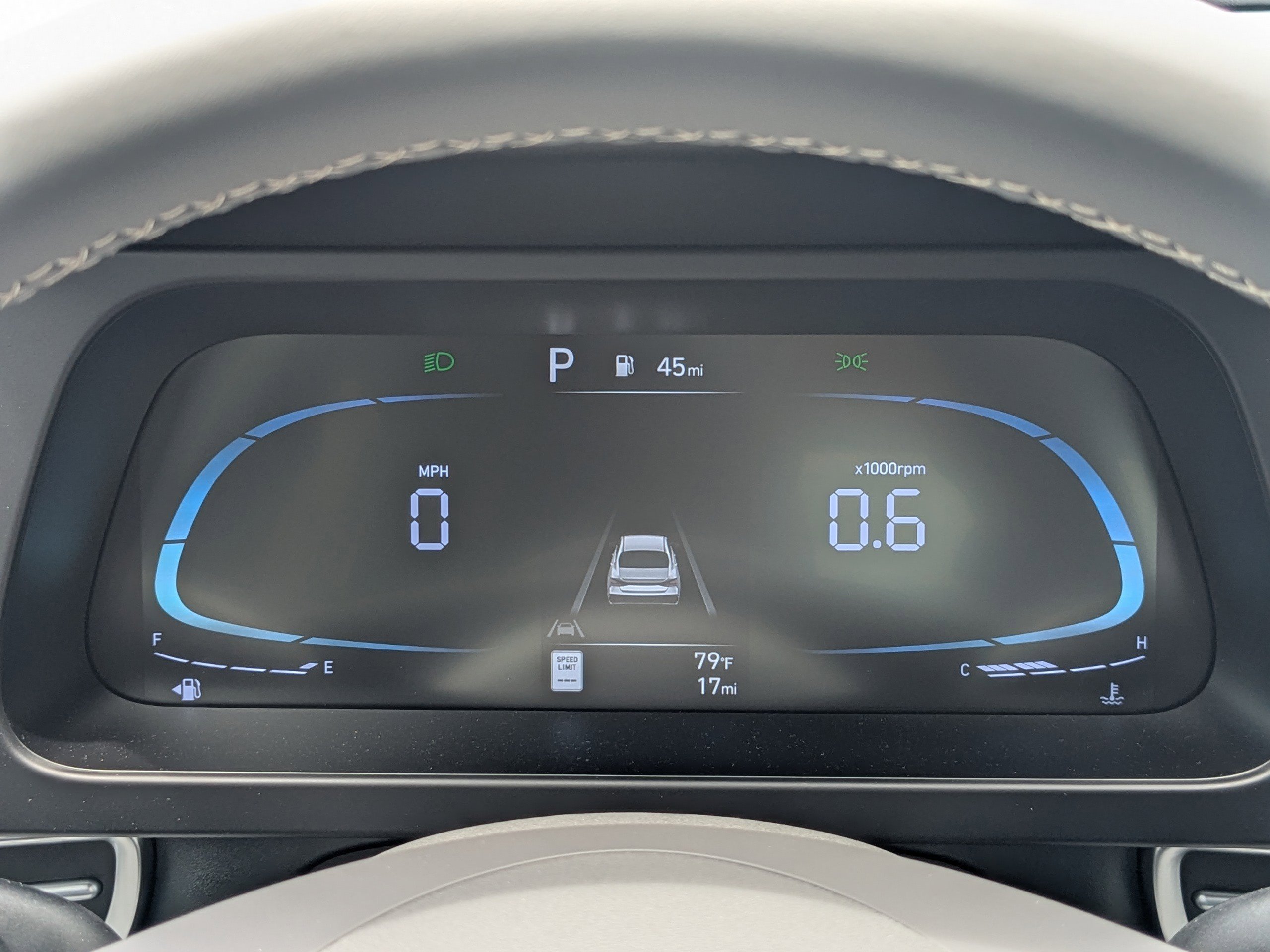 New 2025 Serenity White Hyundai SEL Sport image 31