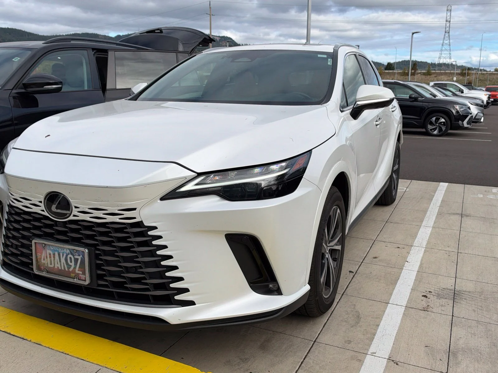 Used 2024 White Lexus 350h Premium image 1