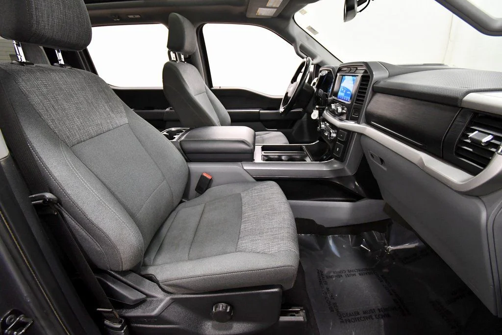 Used 2022 Gray Ford XLT image 18