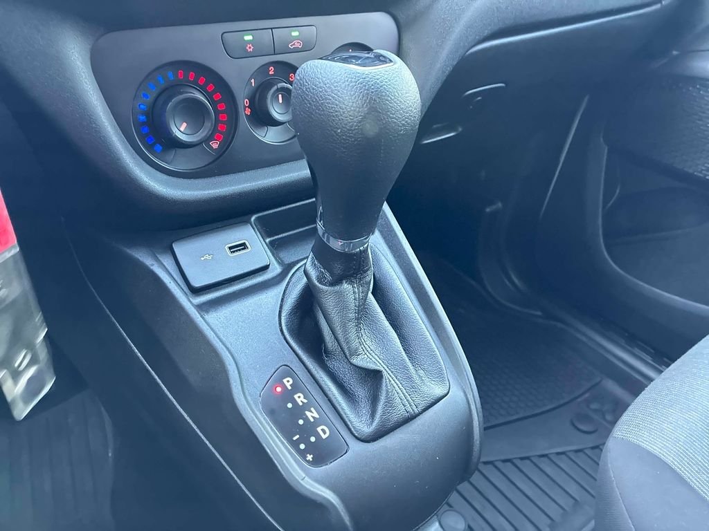 Used 2021 Silver Ram SLT image 25
