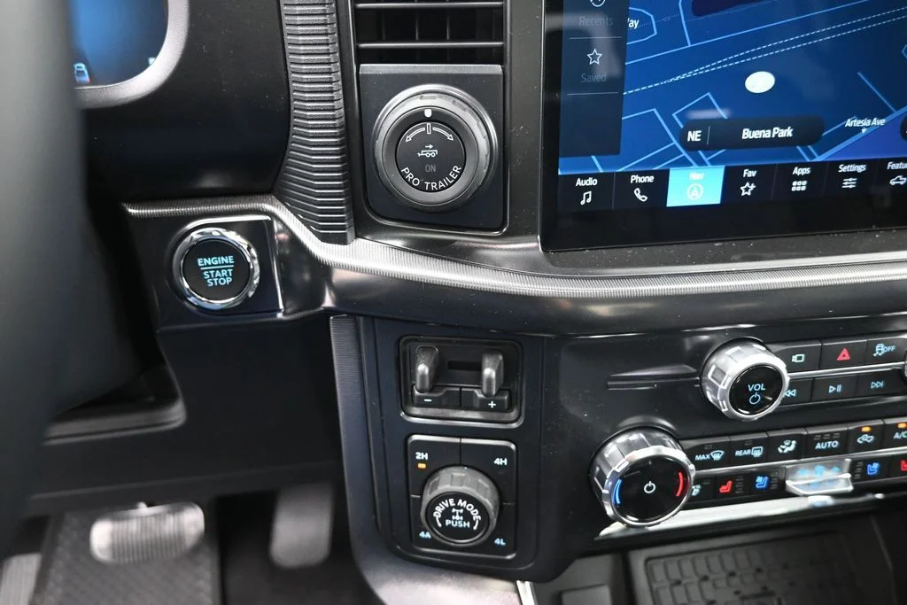 New 2026 Carbonized Gray Metallic Ford Platinum image 18