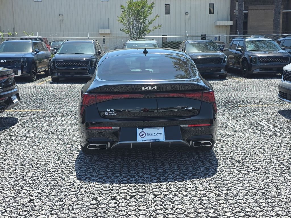 New 2026 Aurora Black Pearl Kia GT image 6