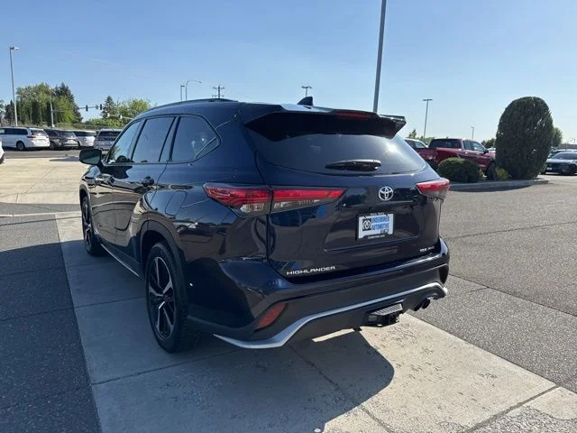 2022 Toyota Highlander XSE - Photo 7