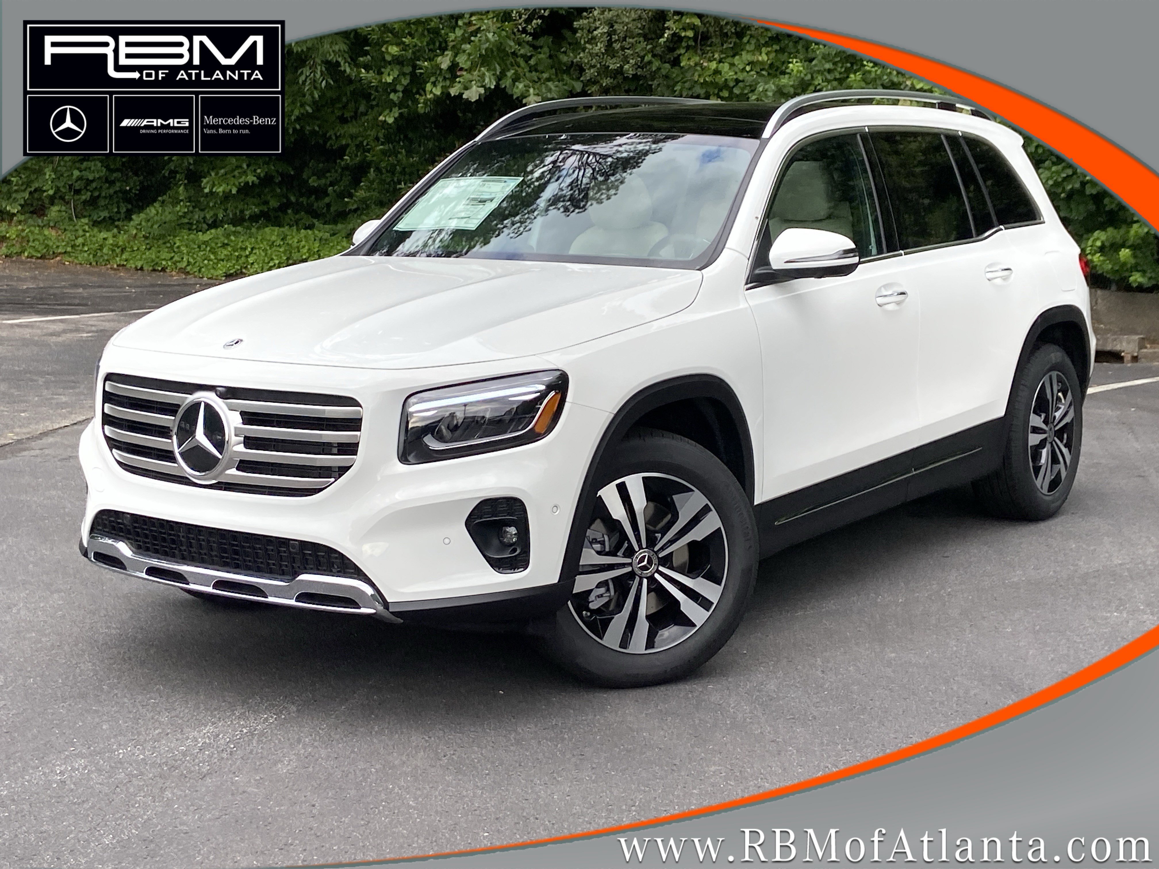 New 2026 Polar White Mercedes-Benz GLB 250 SUV image 1