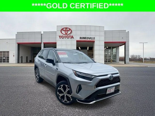 Certified Used 2022 SILVER SKY MET W/BLK Toyota  image 1