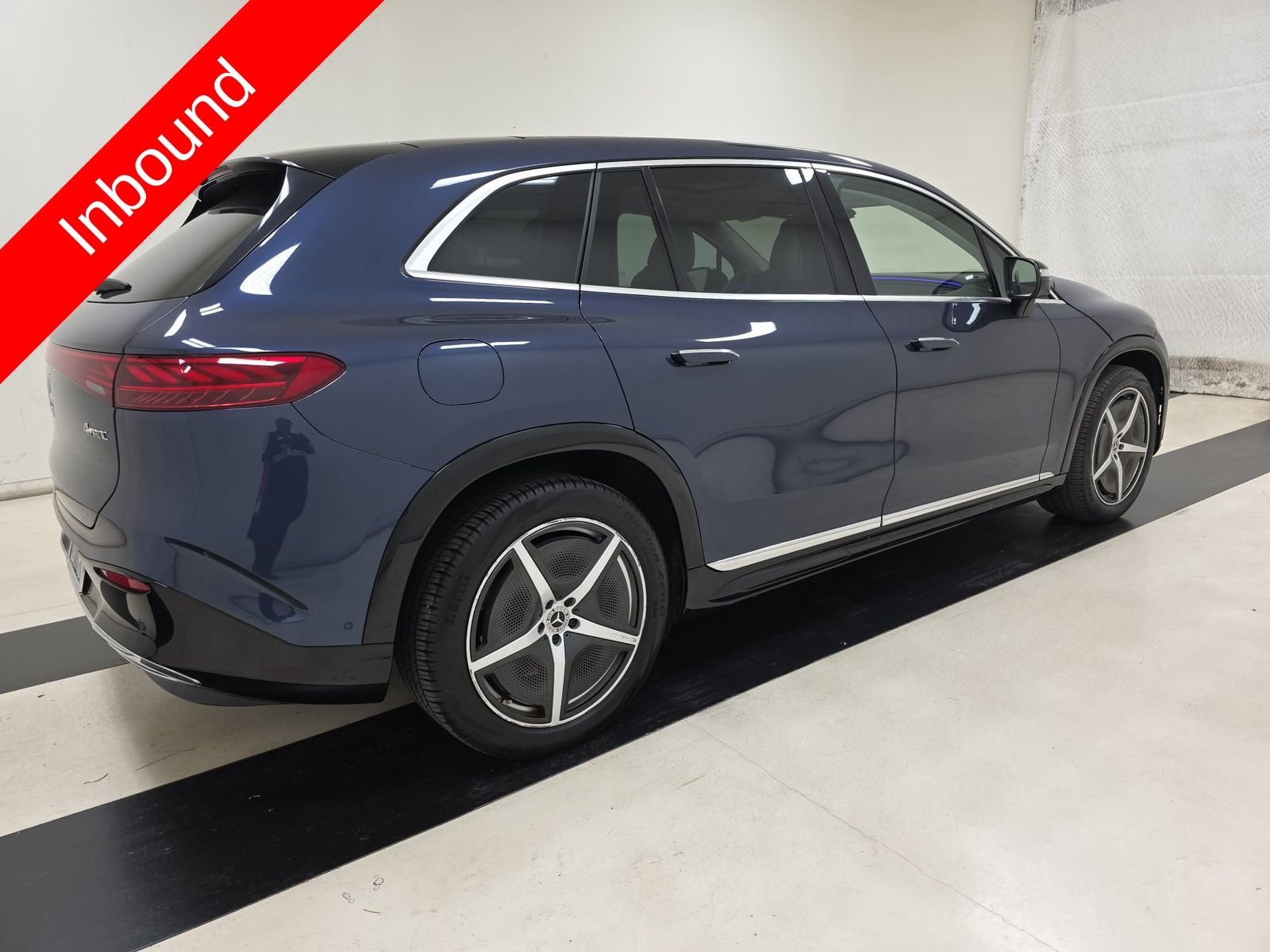 Used 2023 Blue Mercedes-Benz 450 image 8