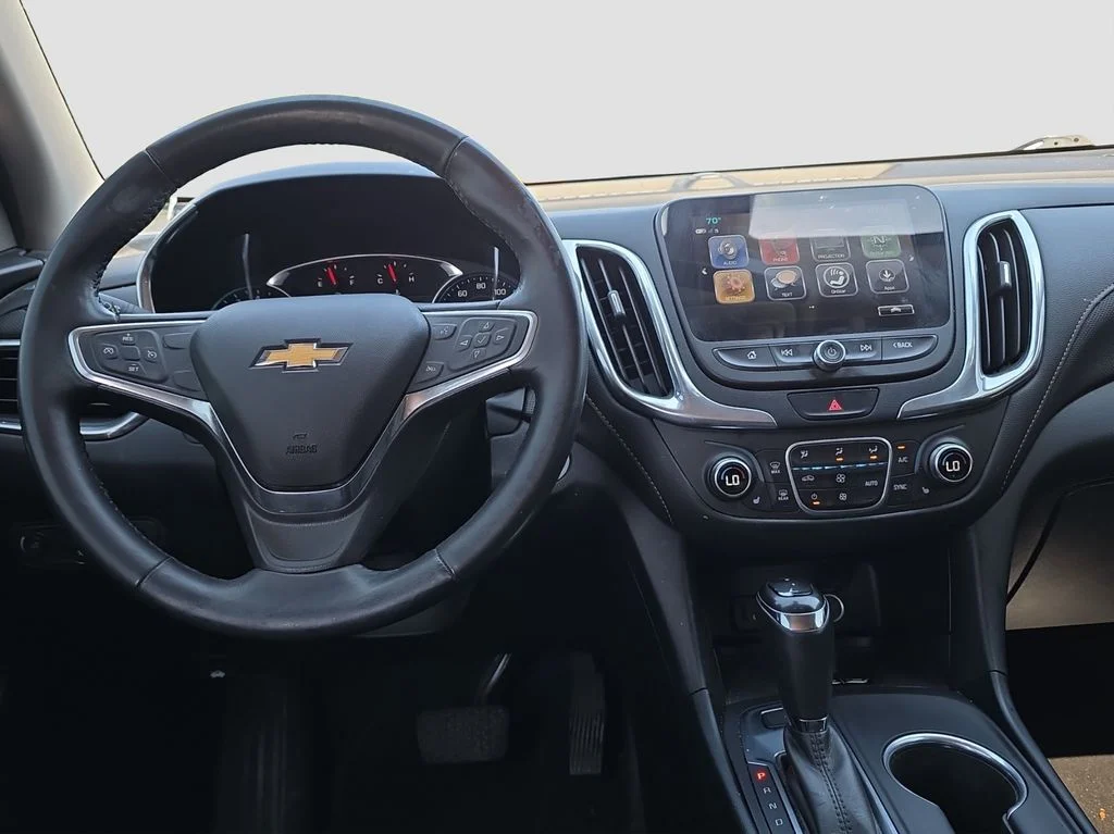 Used 2018 White Chevrolet Premier image 13